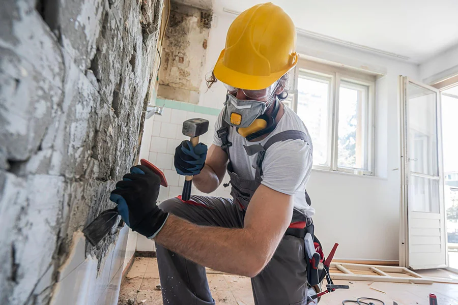 Cracked Wall / Structural Repair in De Pere, WI